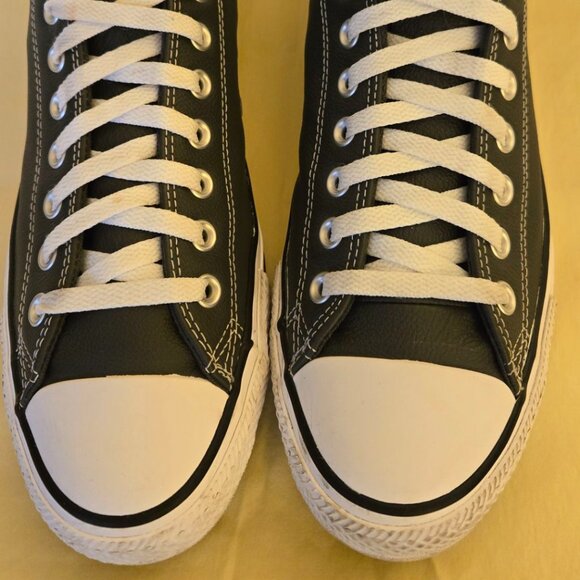 Grey Leather Converse All Stars Low Top Sneakers Men's Size 9 Women's Size 11 - Picture 1 of 12